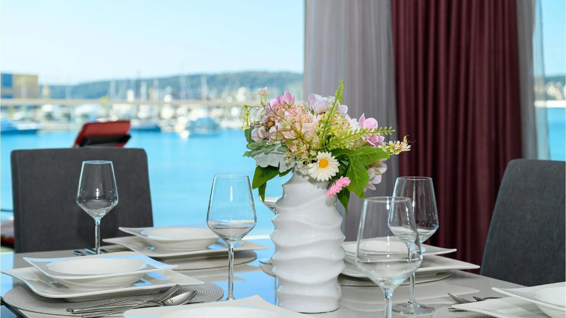 Beautiful Apartment In Seget Donji With Kitchen Trogir