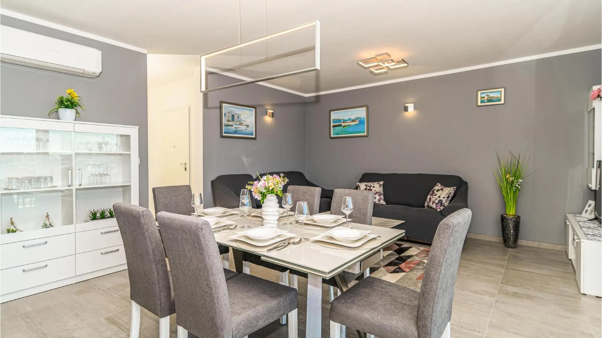 Beautiful Apartment In Seget Donji With Kitchen Trogir