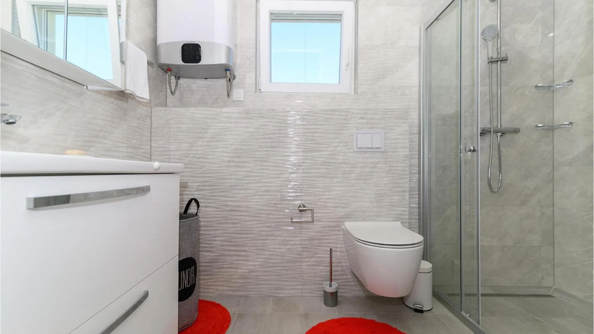 Beautiful Apartment In Seget Donji With Kitchen Trogir