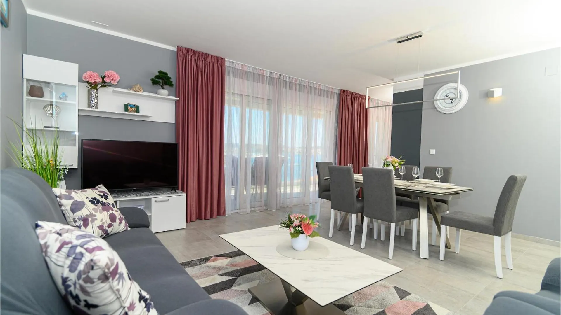 Beautiful Apartment In Seget Donji With Kitchen Trogir Croatia